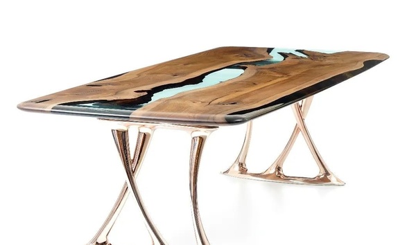 MEDMA DINING TABLE