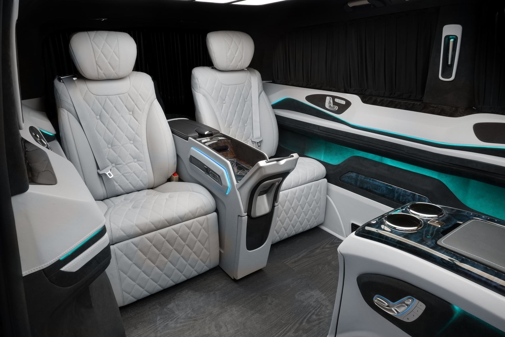 Klassen LUXURY VAN MVE 9011